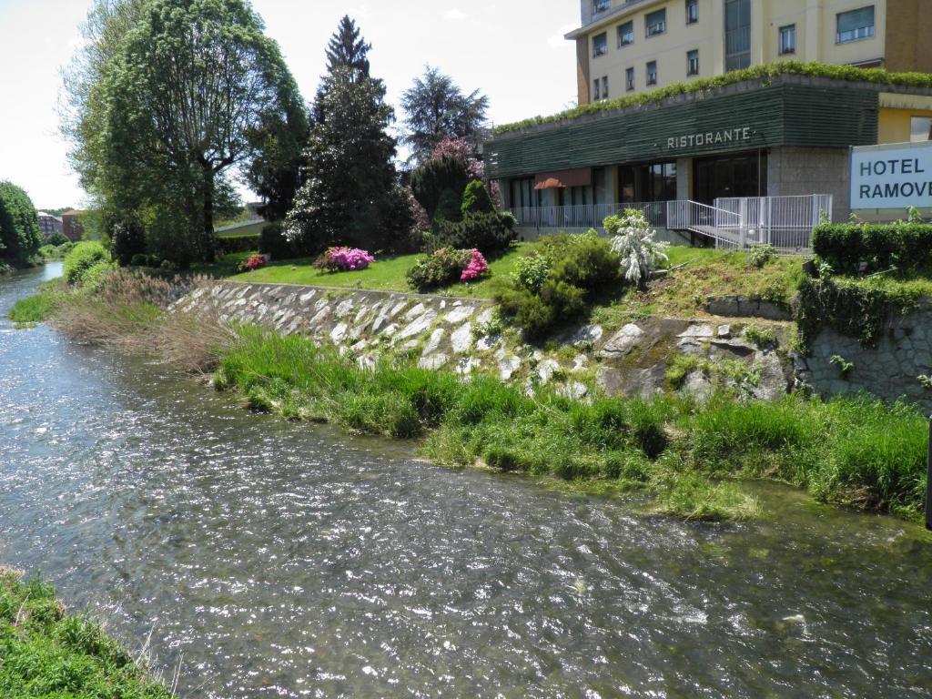 Hotel Ramoverde Borgomanero Kültér fotó